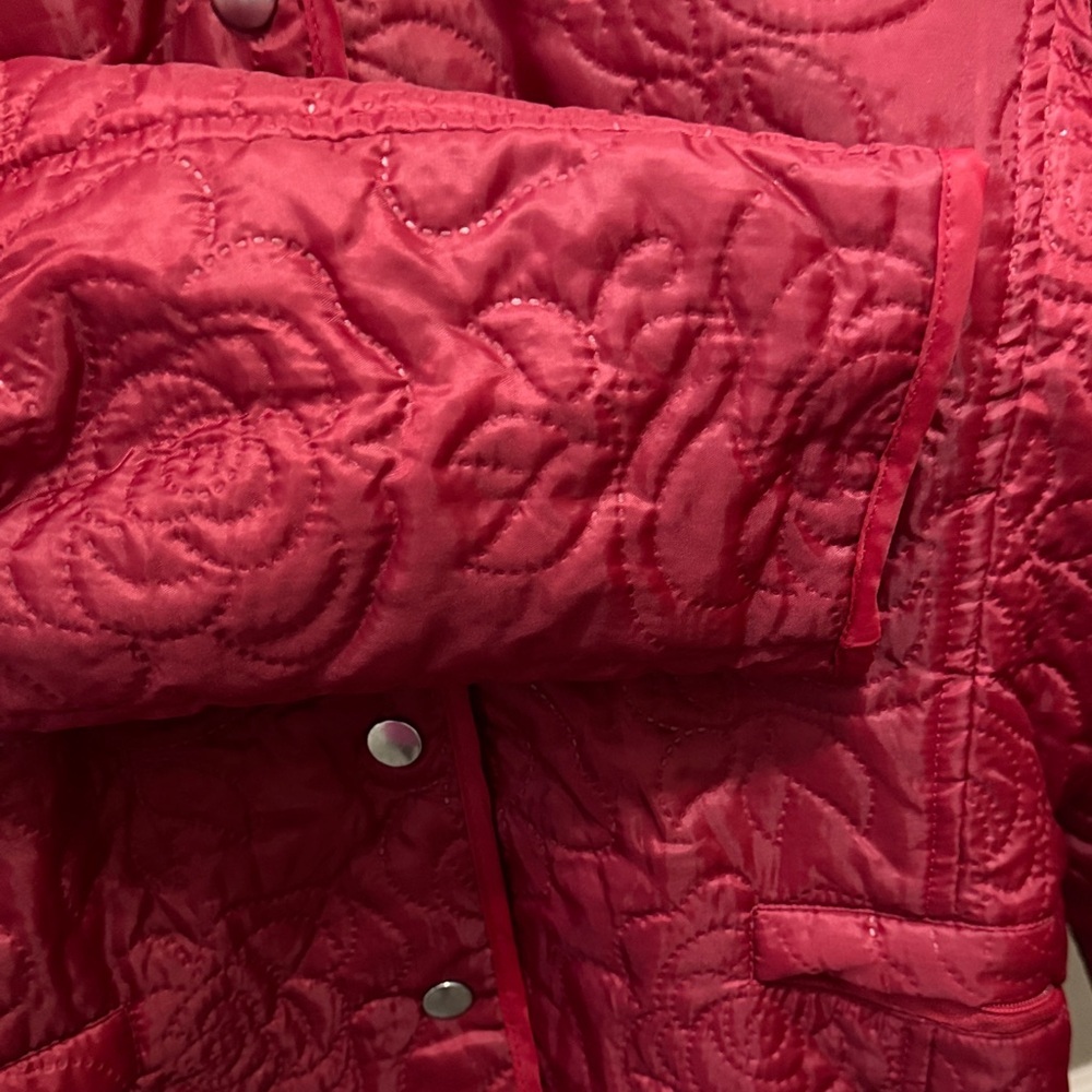 Red Quilted Women's Jacket JG Hook Sz medium - Picture 8 of 9